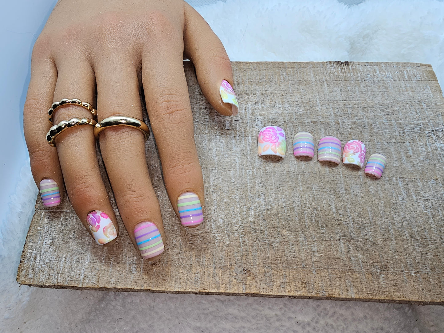 Roses & stripes